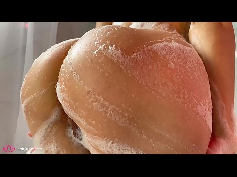 ❤️ Bruneta masturbuje kundu vibrátorem až k intenzivnímu orgasmu ve sprše ❤️❌ Anal video u cs.vlad-massage-salon.ru ❤