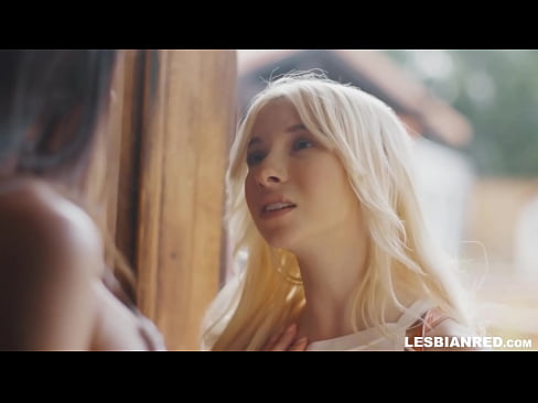 ❤️ Dívka se po několika měsících vrátí domů a skončí u lízání kundy své nevlastní matky ❤️❌ Anal video u cs.vlad-massage-salon.ru ❤