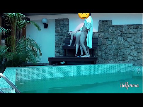 ❤️ Šéf pozve služebnou k bazénu, ale neodolala žhavému ❤️❌ Anal video u cs.vlad-massage-salon.ru ❤